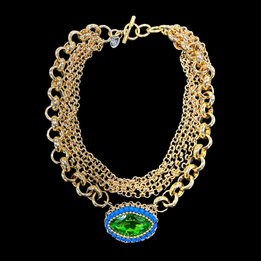 B.E. Green Eye Gold Neckacke